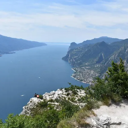 호텔 La Fiorita 리몬네술가르다